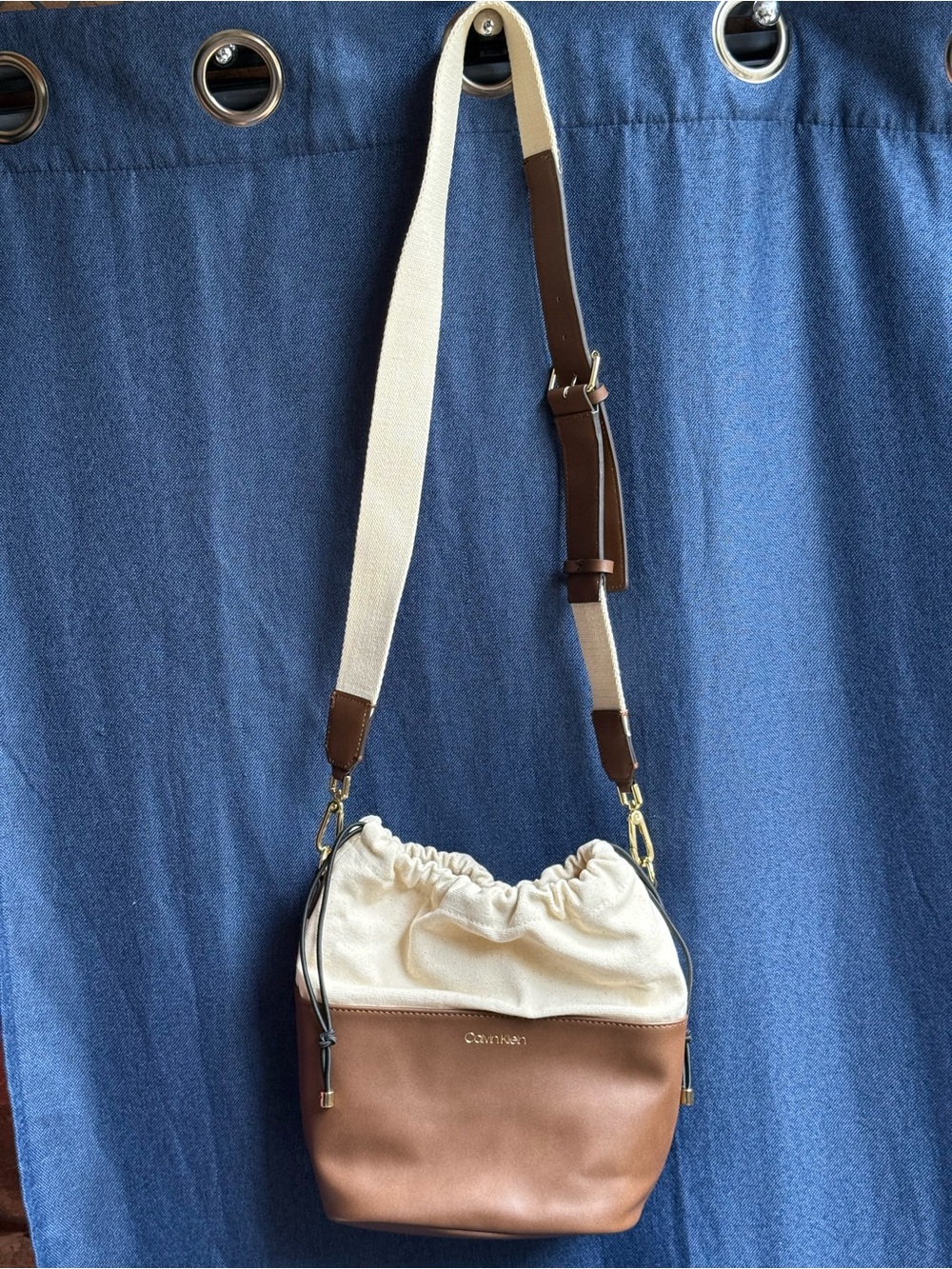 NWOT 2021 Calvin Klein Amber Cream Canvas Brown Leather Bucket Bag Logo Crossbod